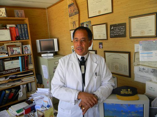 Dr Edwin Capman 